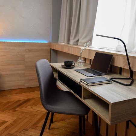 City Center Getaway - Cozy Accommodation For Your Perfect Stay Βουκουρέστι Εξωτερικό φωτογραφία
